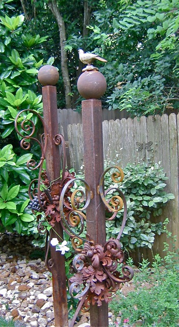Evans Weaver - Garden Art